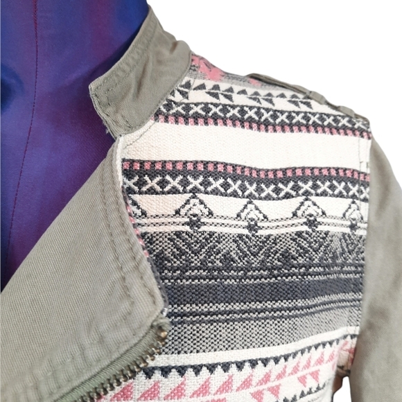 FB Sisters Moto Military Jacket Khaki w Embroidered Aztec Pattern Size Medium - Picture 3 of 13
